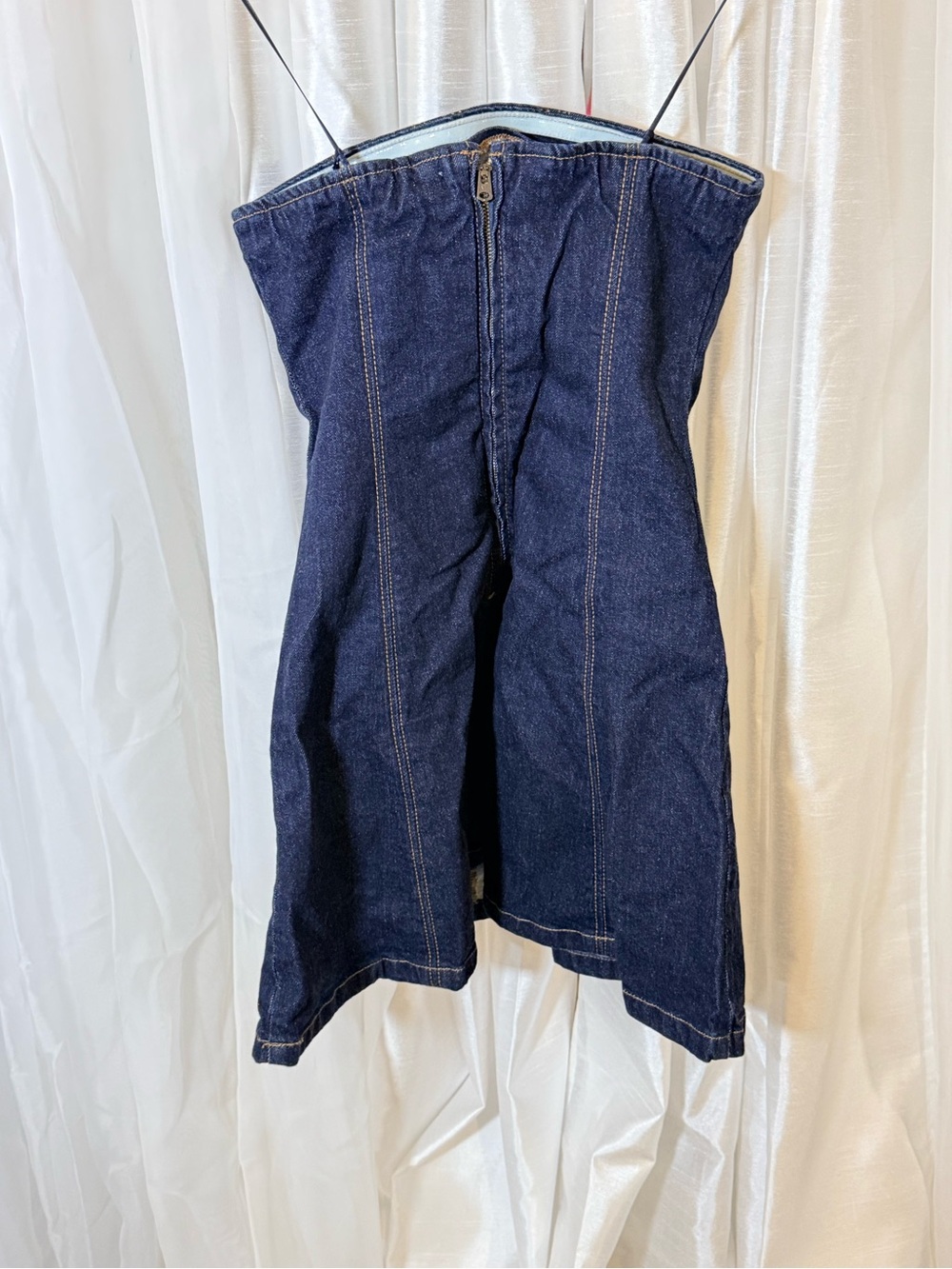 Jeans Subcategory Classification - Picture 3 of 5